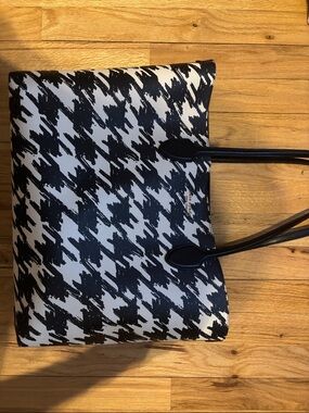 kate spade Black & White Houndstooth Tote